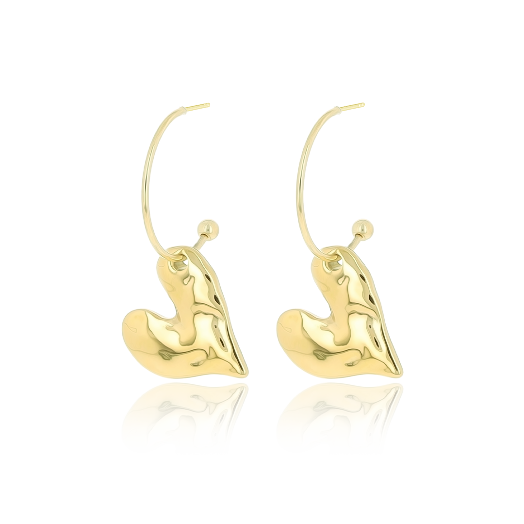 Gold coloured earrings with heart